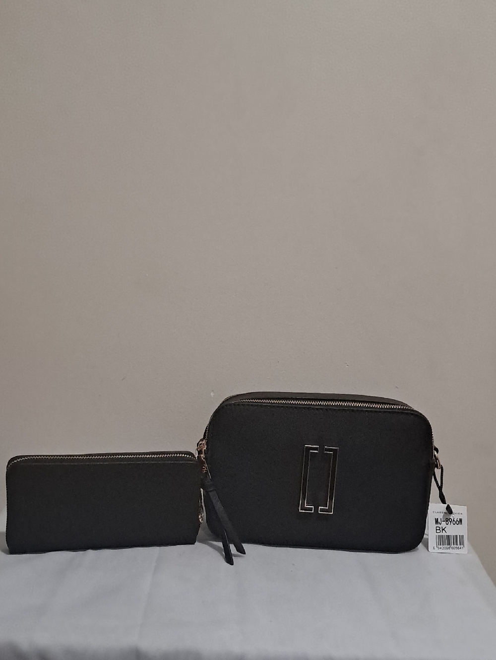 Black Dual-Pouch Crossbody Set